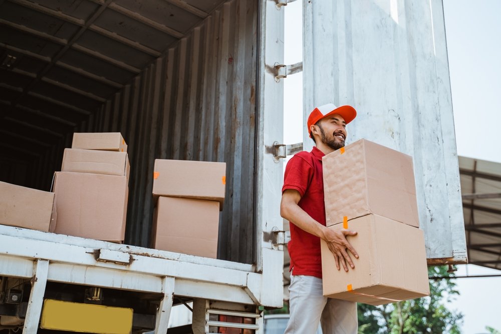 Lowongan Driver Logistik & Driver Operasional